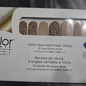 Color Street Nail Polish Strips - All Wild Up